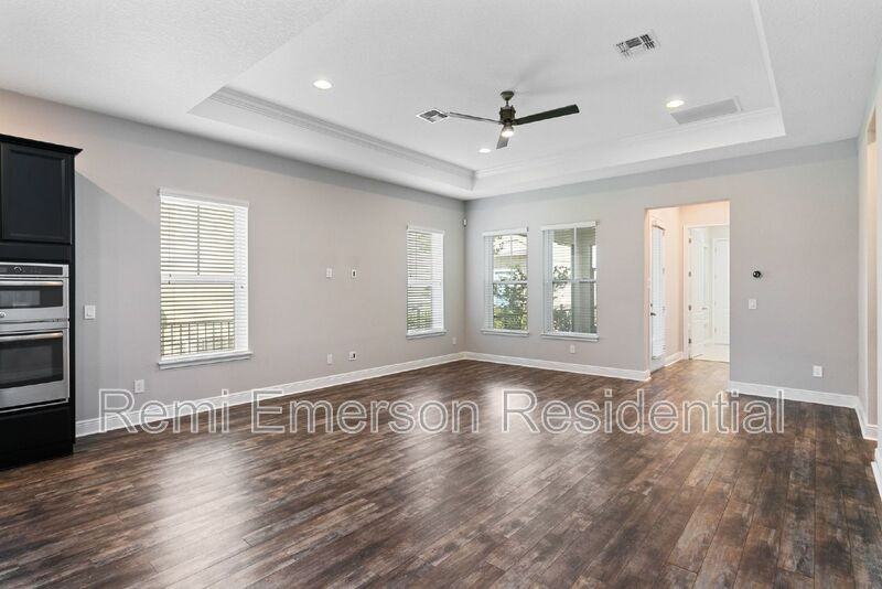 9211 Neher St - Photo 6 of 29
