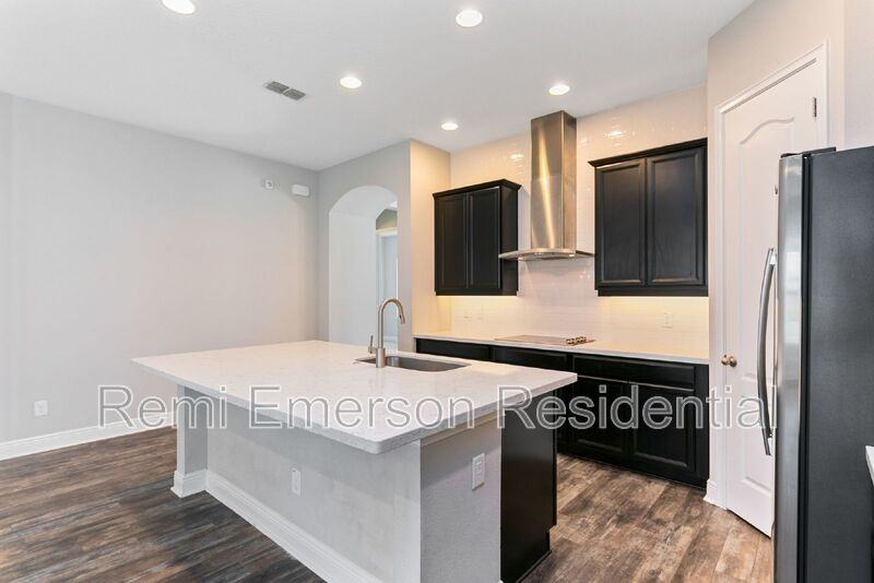 9211 Neher St - Photo 7 of 29