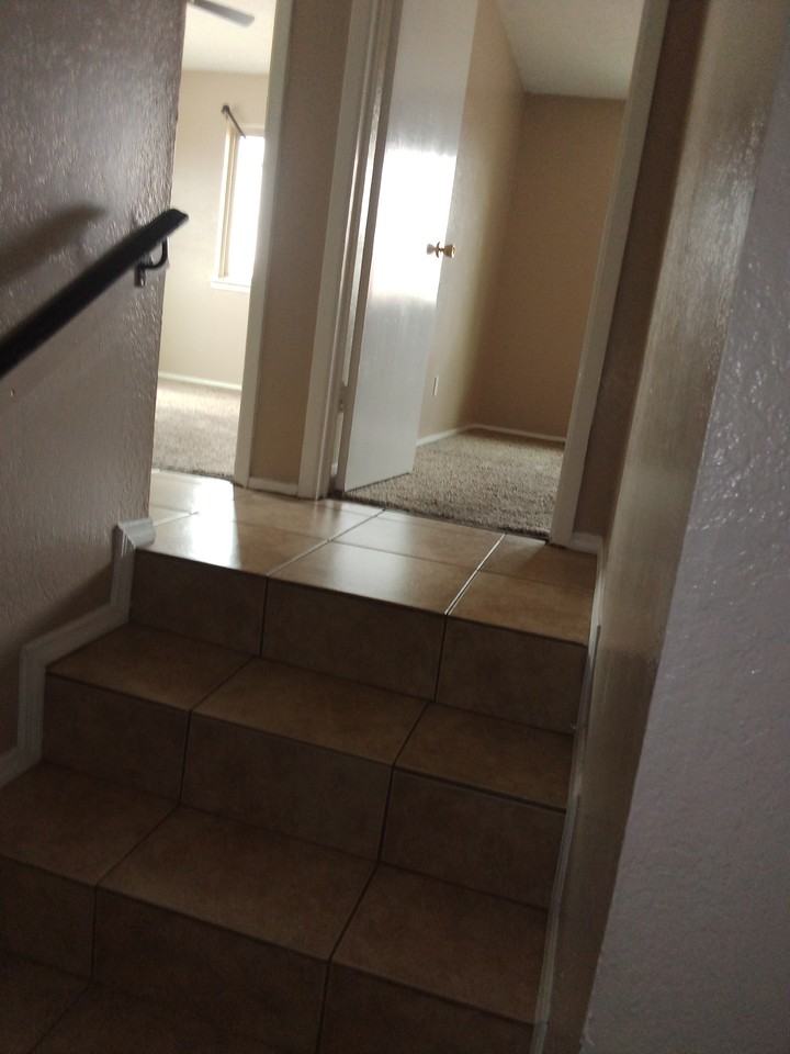 10512 Ashwood Dr #A - Photo 5 of 10