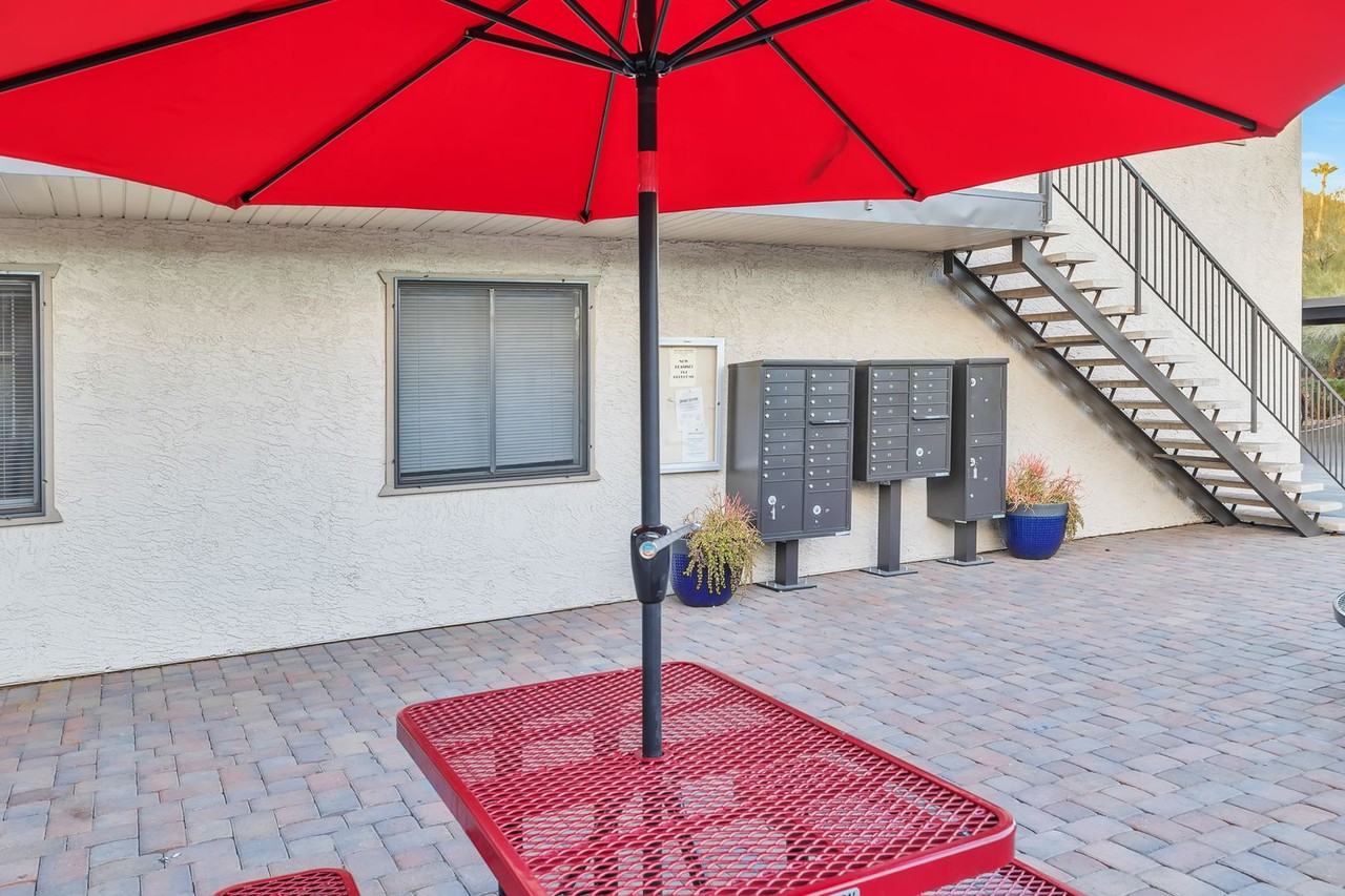 2216 E Eugie Ter #207 - Photo 6 of 9