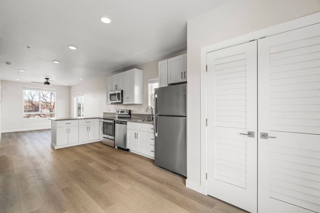 Stonecreek Apartments - Photo 7 of 18