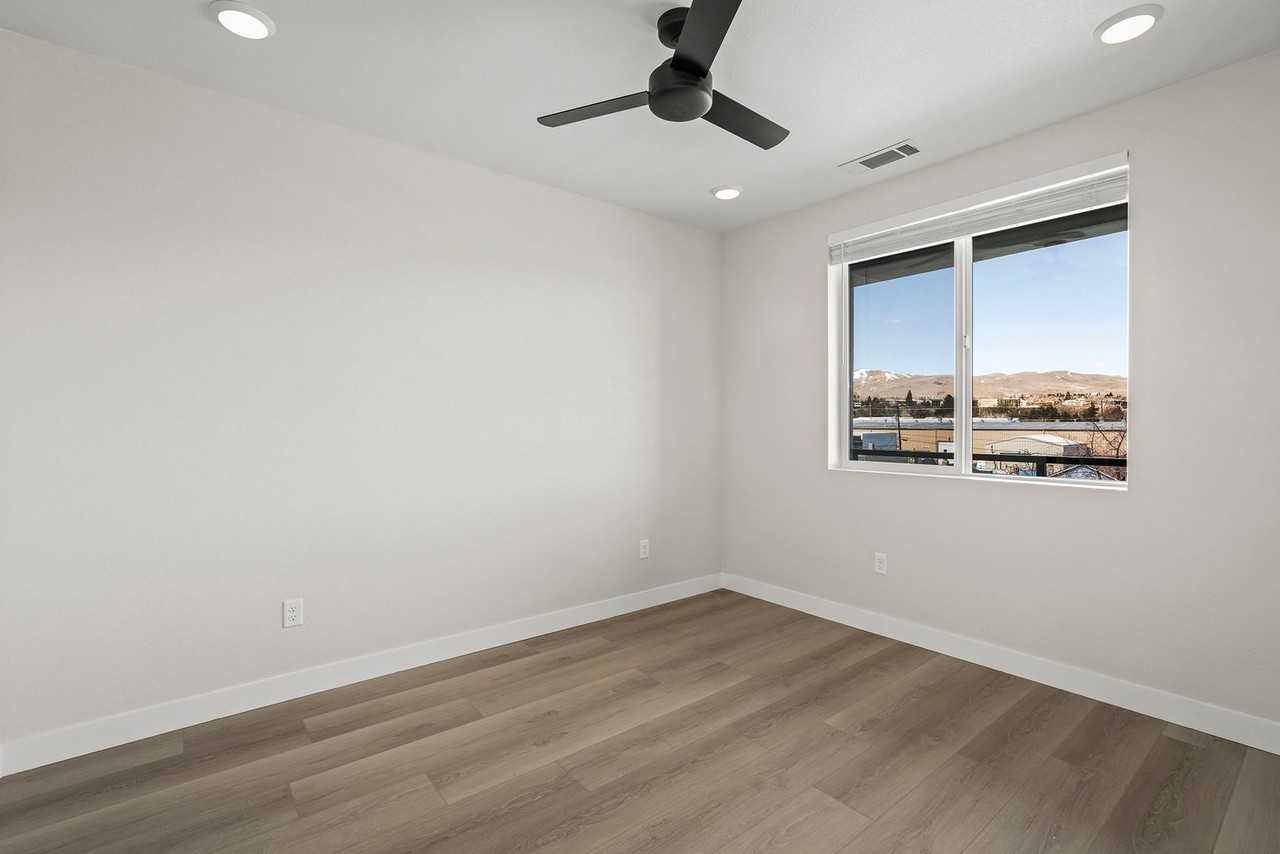 Stonecreek Apartments - Photo 7 of 17