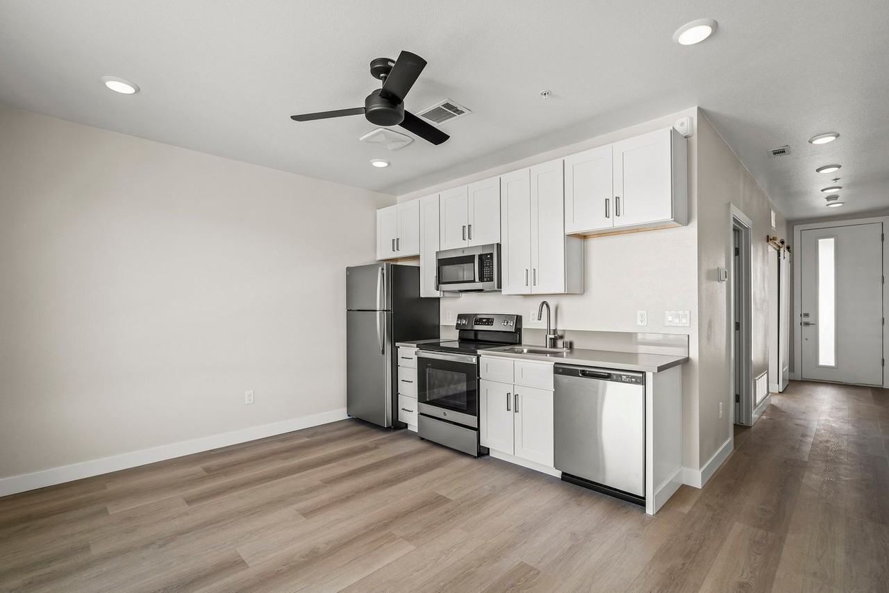 Stonecreek Apartments - Photo 5 of 9