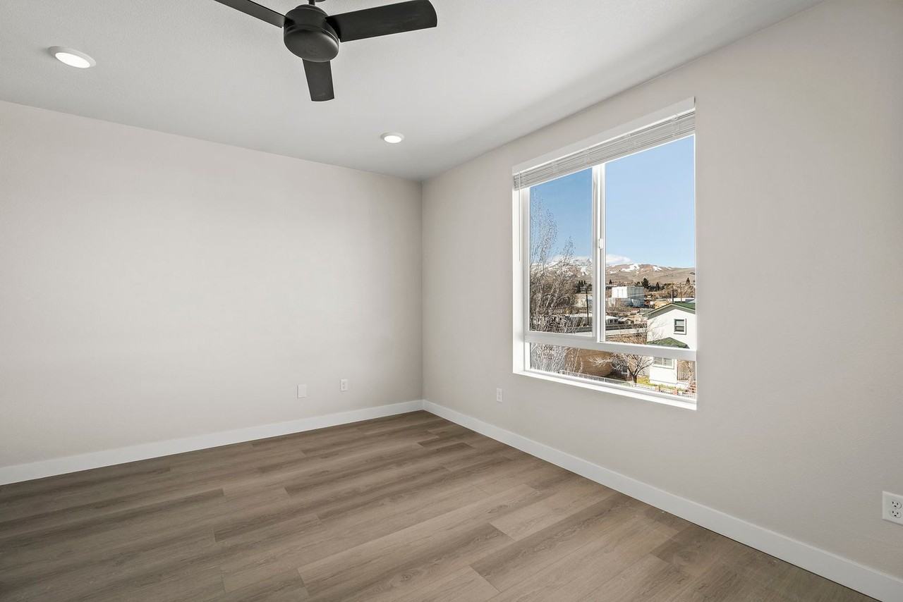 Stonecreek Apartments - Photo 6 of 9