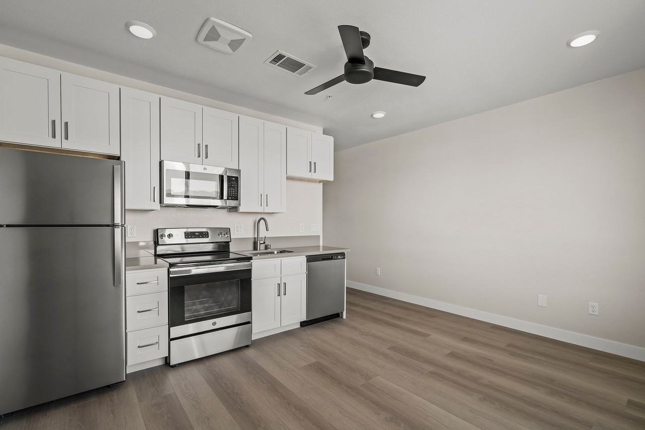 Stonecreek Apartments - Photo 7 of 9