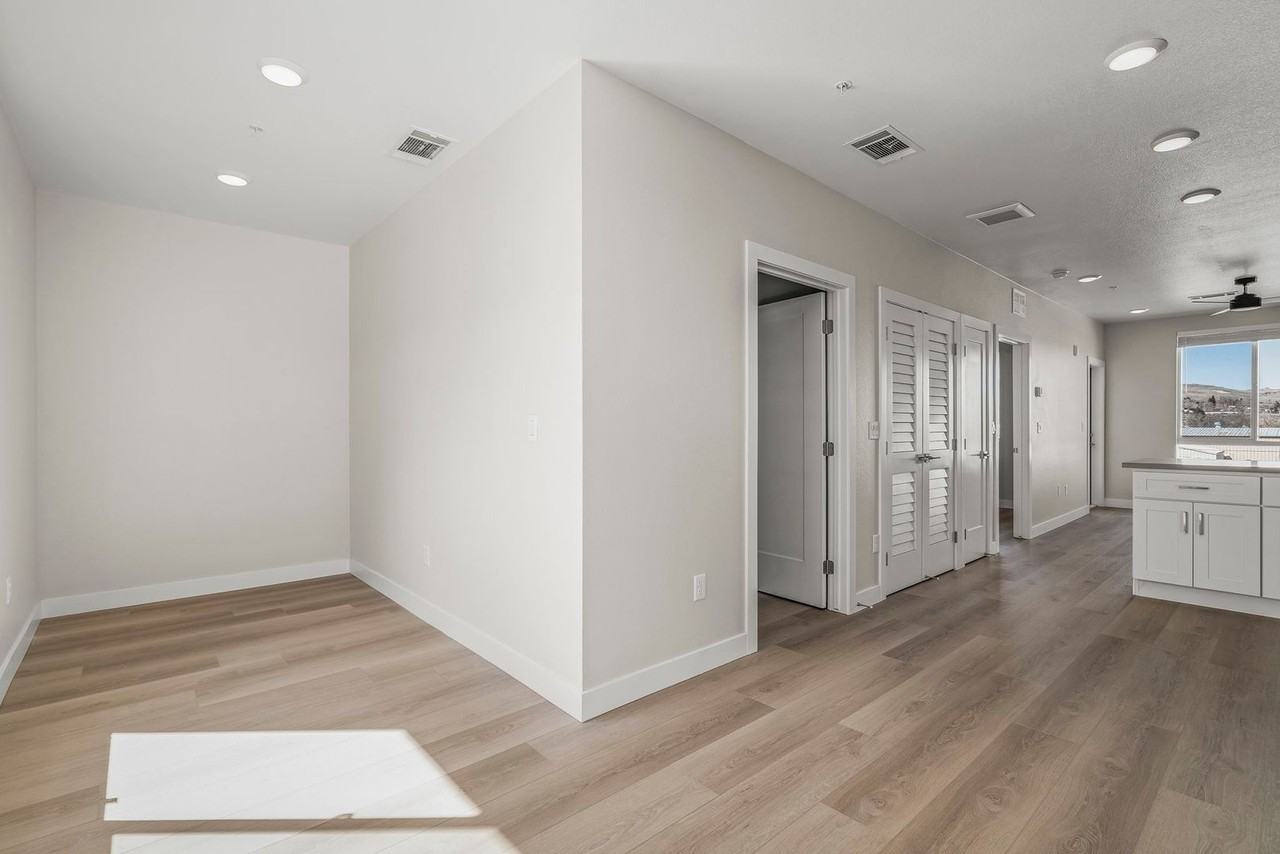Stonecreek Apartments - Photo 4 of 16