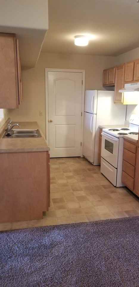 1930 Kissinger St - Photo 2 of 5