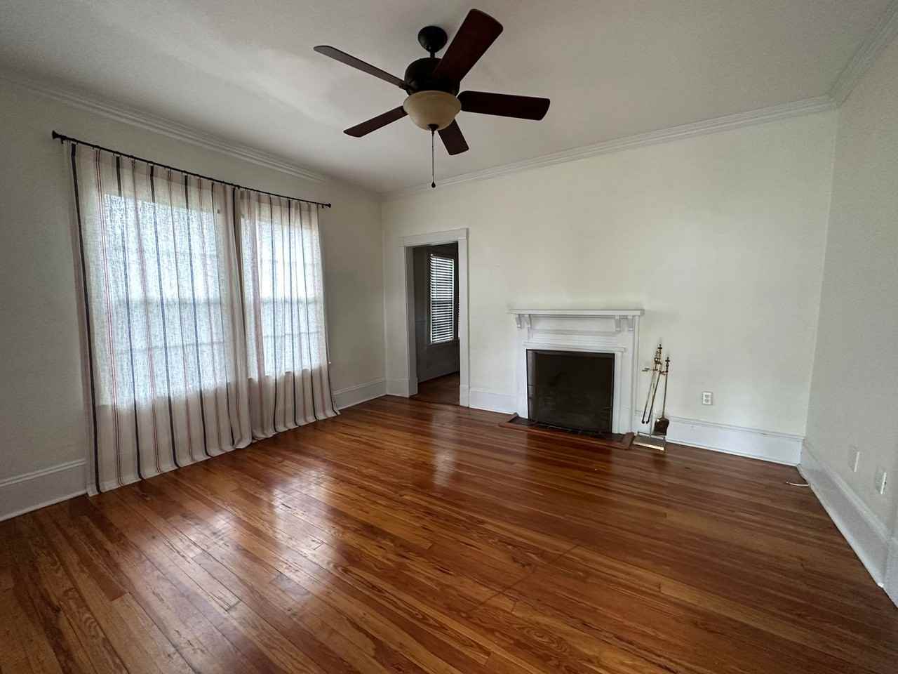 3867 Herschel St - Photo 3 of 18