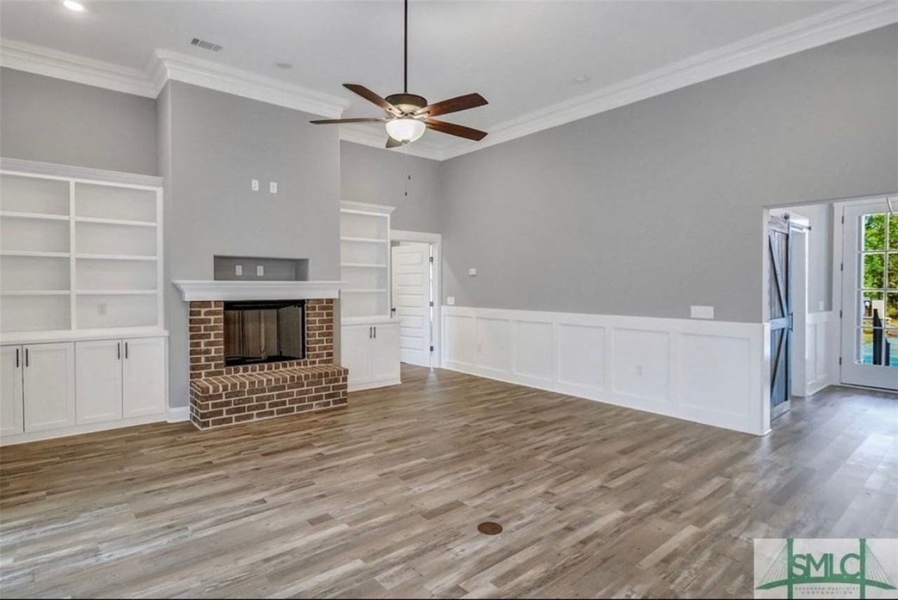 421 Bear River Dr - Photo 7 of 49