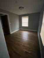 featured image of 515 W 14th St