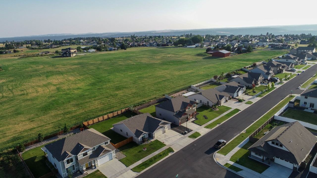 3411 W Prairie Breeze Ave - Photo 2 of 29