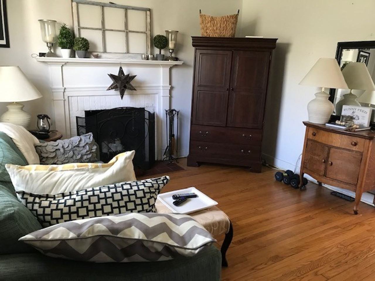 1010 Calhoun St - Photo 2 of 7