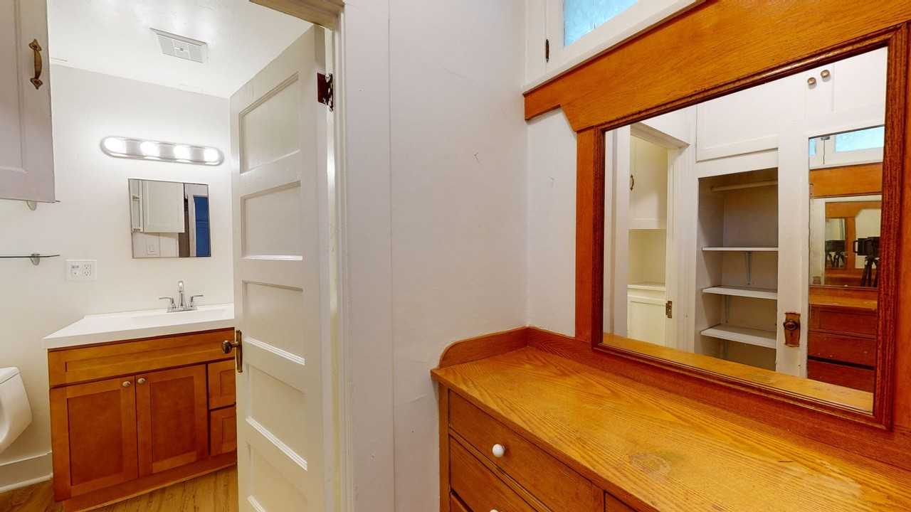 1015 A Ave #2 - Photo 6 of 10