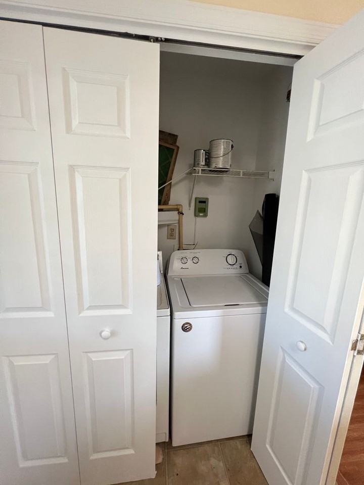 4932 Pin Oak Dr - Photo 6 of 16