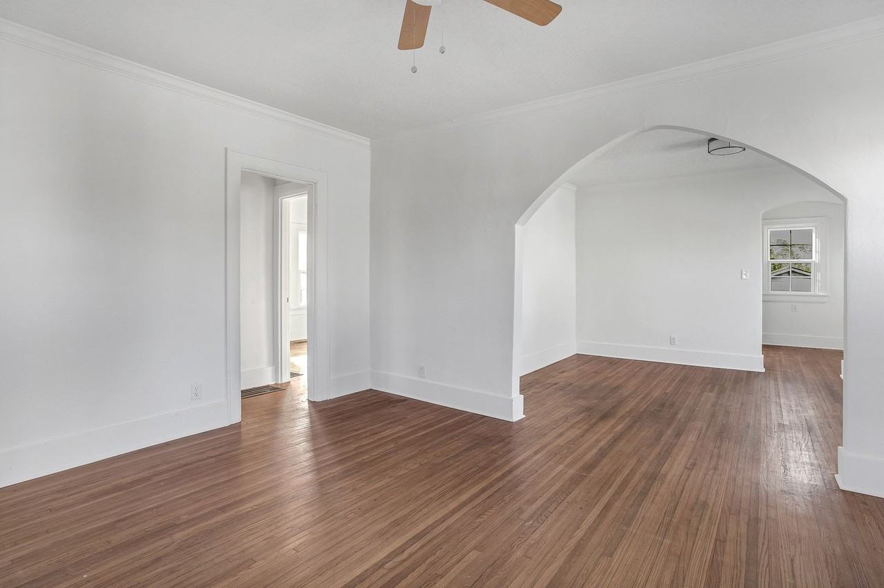 409 Booth Rd - Photo 3 of 12