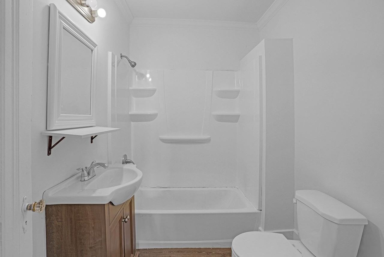 409 Booth Rd - Photo 5 of 12