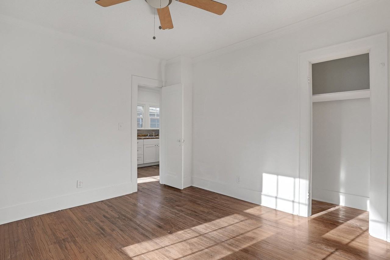 409 Booth Rd - Photo 7 of 12