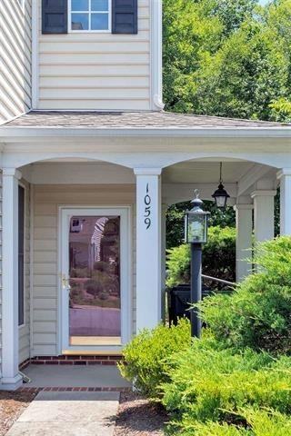 1059 Bristlecone Ln - Photo 4 of 33