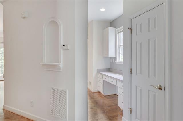 1059 Bristlecone Ln - Photo 7 of 33