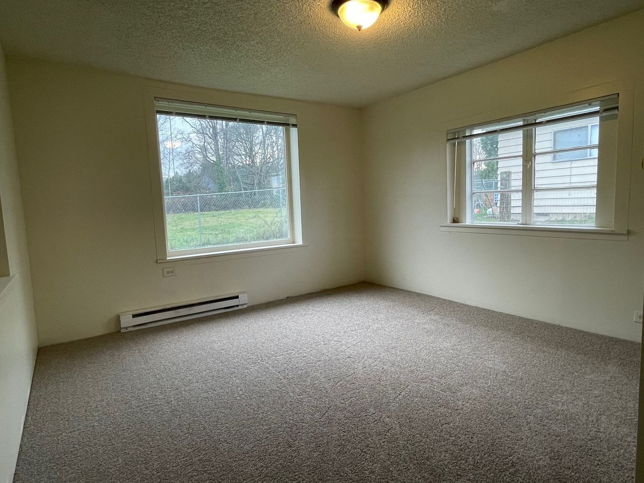 16380 Sw Shaw St - Photo 7 of 11