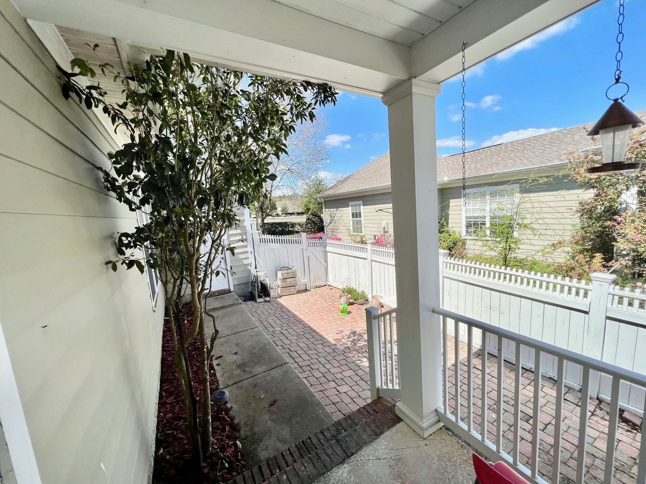 4016 Colleton Ct - Photo 3 of 13