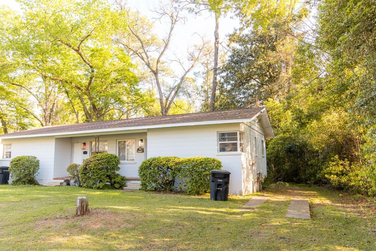 1343 Charlotte St - Photo 2 of 21