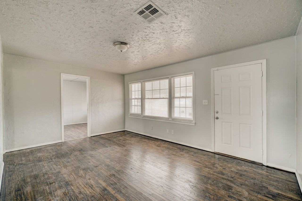 3900 Mallard Dr - Photo 7 of 39