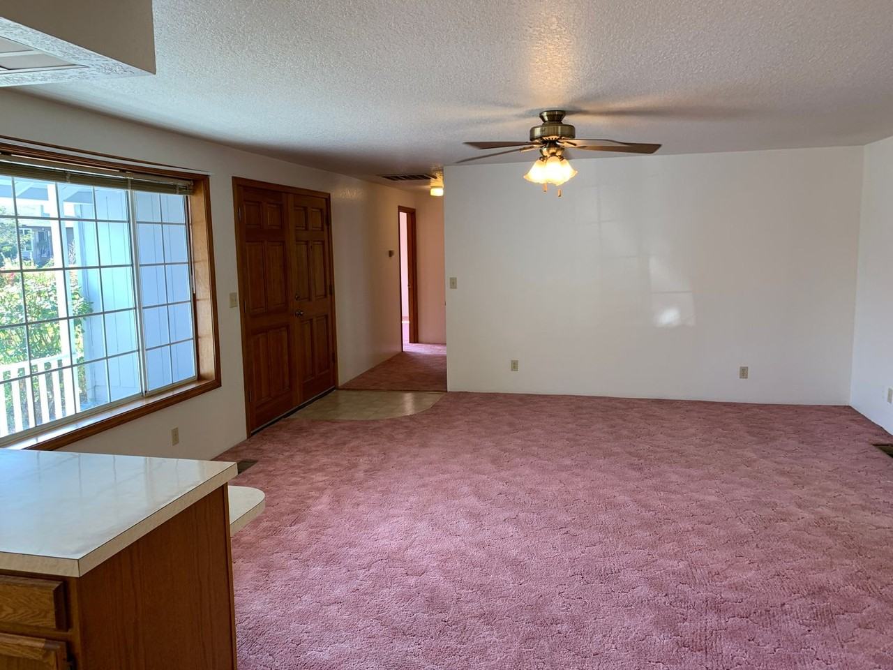 2220 Nw Cabrillo Ct - Photo 4 of 13