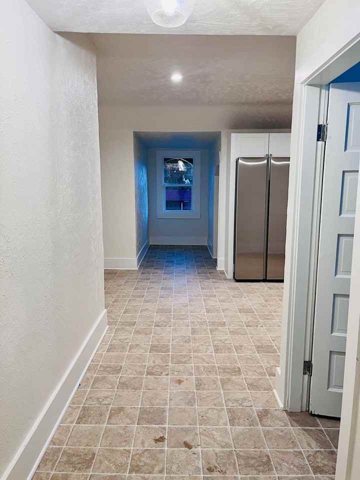 809 N 3rd Ave - Photo 2 of 23