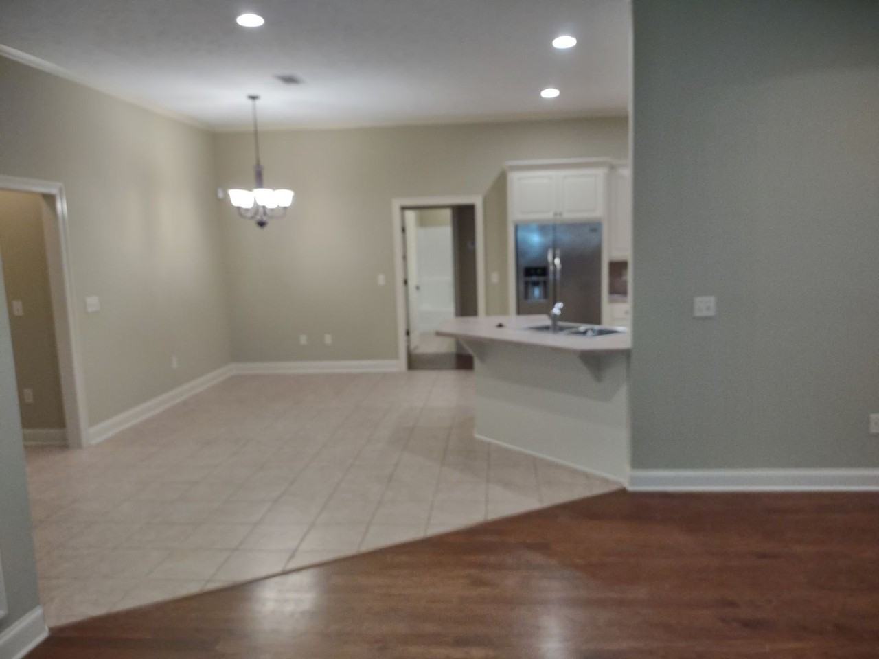 446 Ashtree Ln - Photo 4 of 9