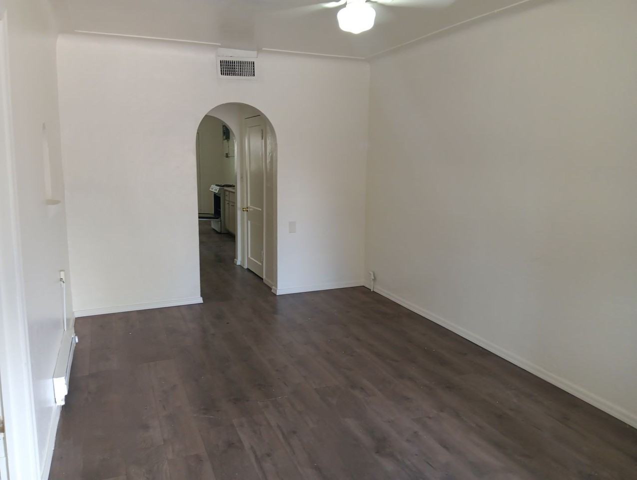 Geronimo2803-09 - Photo 5 of 33