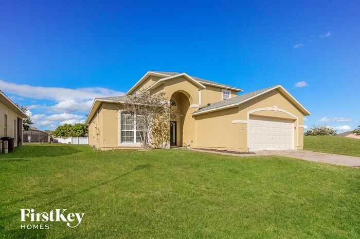 2800 Sweetspire Cir - Photo 2 of 15