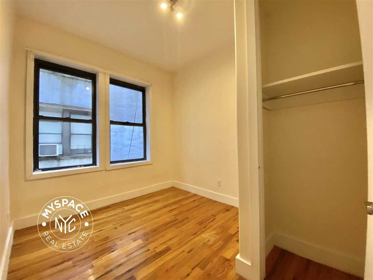 711 Saint Marks Ave #1d - Photo 5 of 7