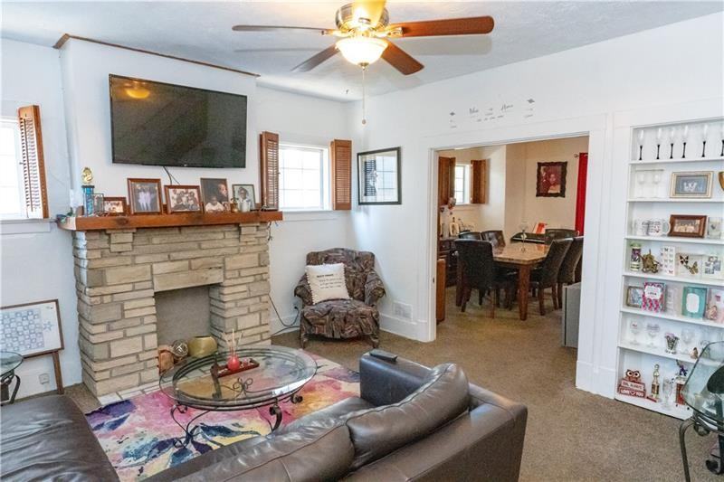322 James St #NA - Photo 3 of 17