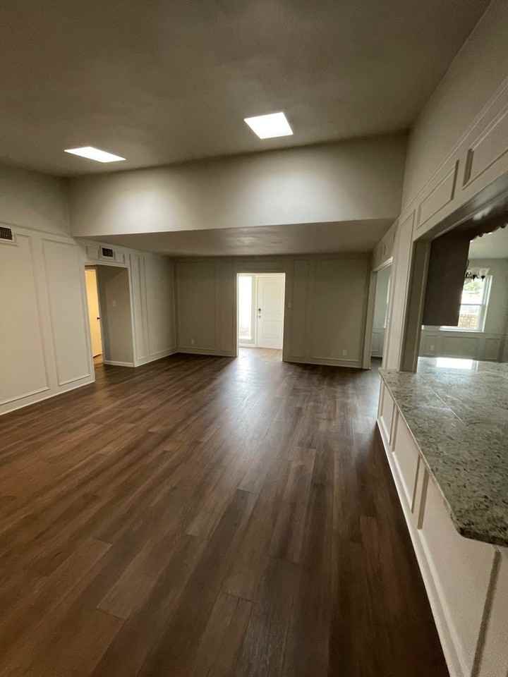 3600 W Ohio Ave #3600 - Photo 3 of 9