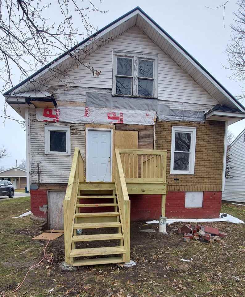 414 Garfield Ave #NA - Photo 2 of 2