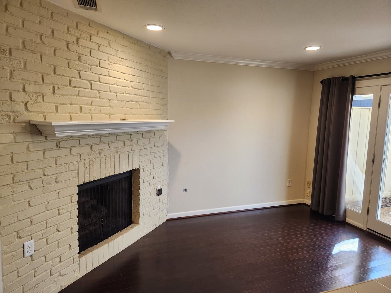 5845 Doliver Dr #19 - Photo 3 of 27