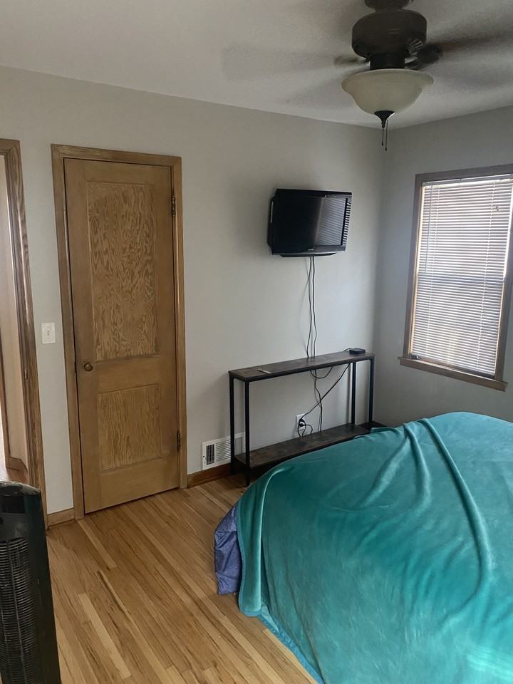 265 S Oak St #NA - Photo 3 of 10