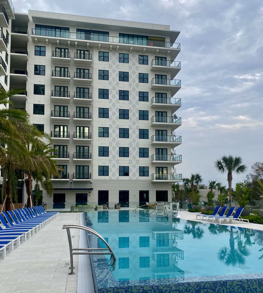 5498 Bay Center Dr #3 - Photo 4 of 27