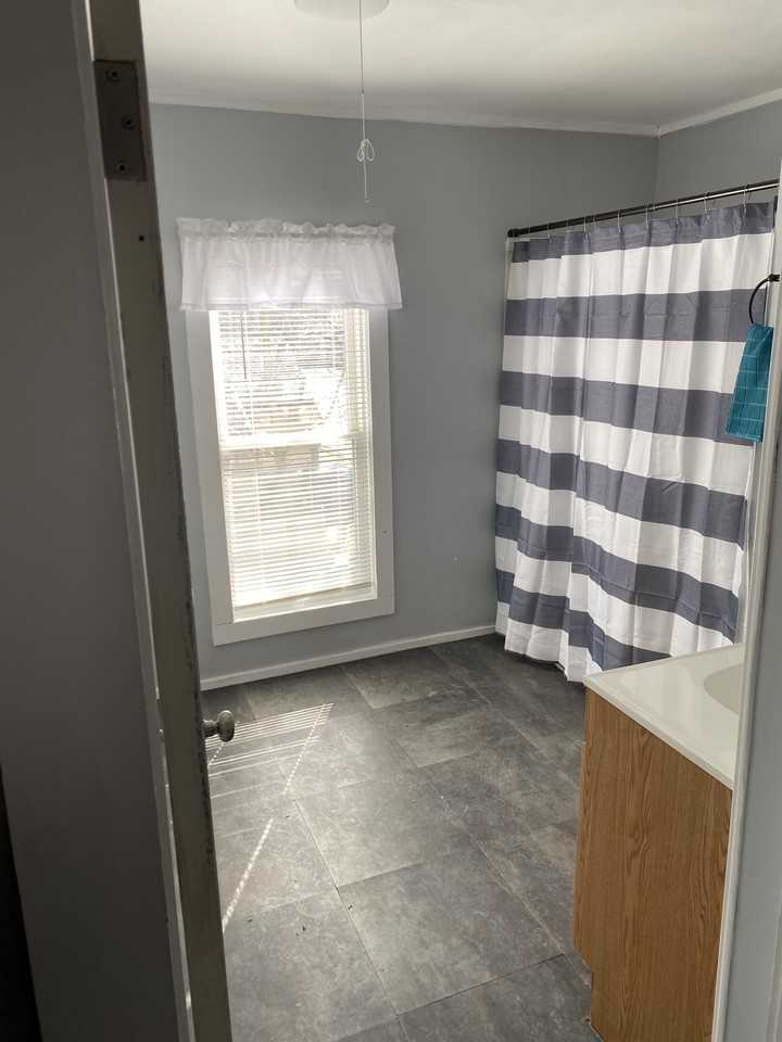 117 Hudson St #2 - Photo 3 of 8