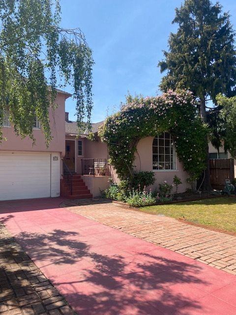 819 N Claremont St #NA - Photo 3 of 27