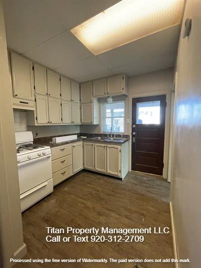 163 E 2nd St #163 - Photo 3 of 7