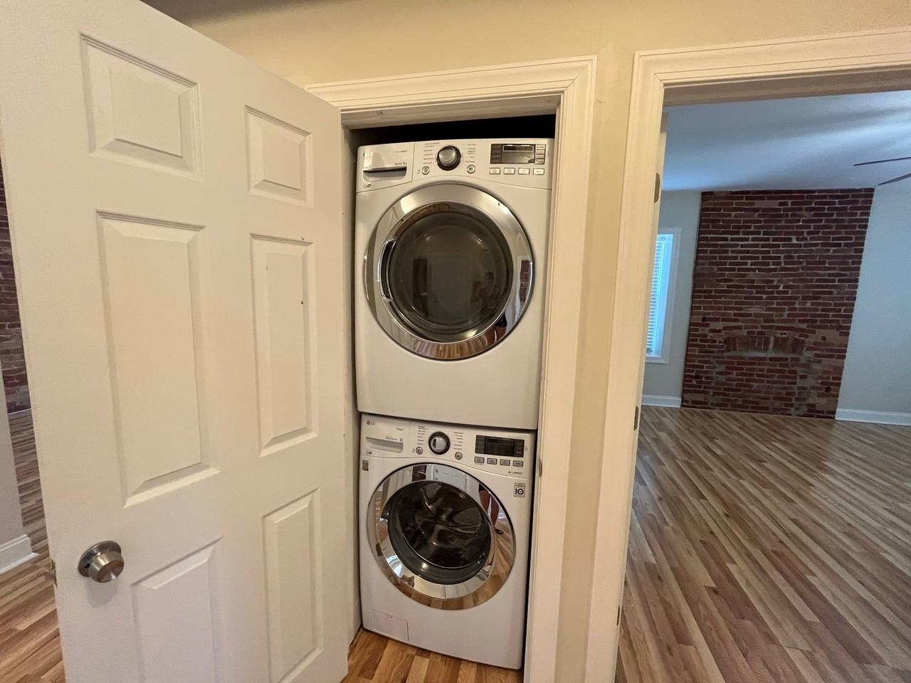 6811 Thomas Blvd #2 - Photo 6 of 33