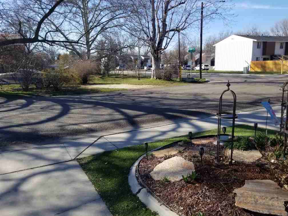 510 S Phillippi St #1 - Photo 3 of 27