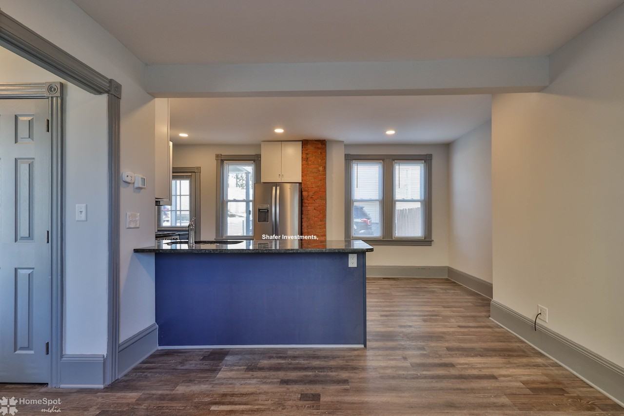 517 Schaffer St #1 - Photo 4 of 35