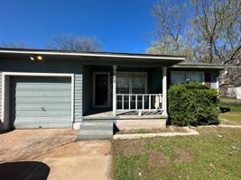 featured image of 1805 Nw Kingsbury Ave #14