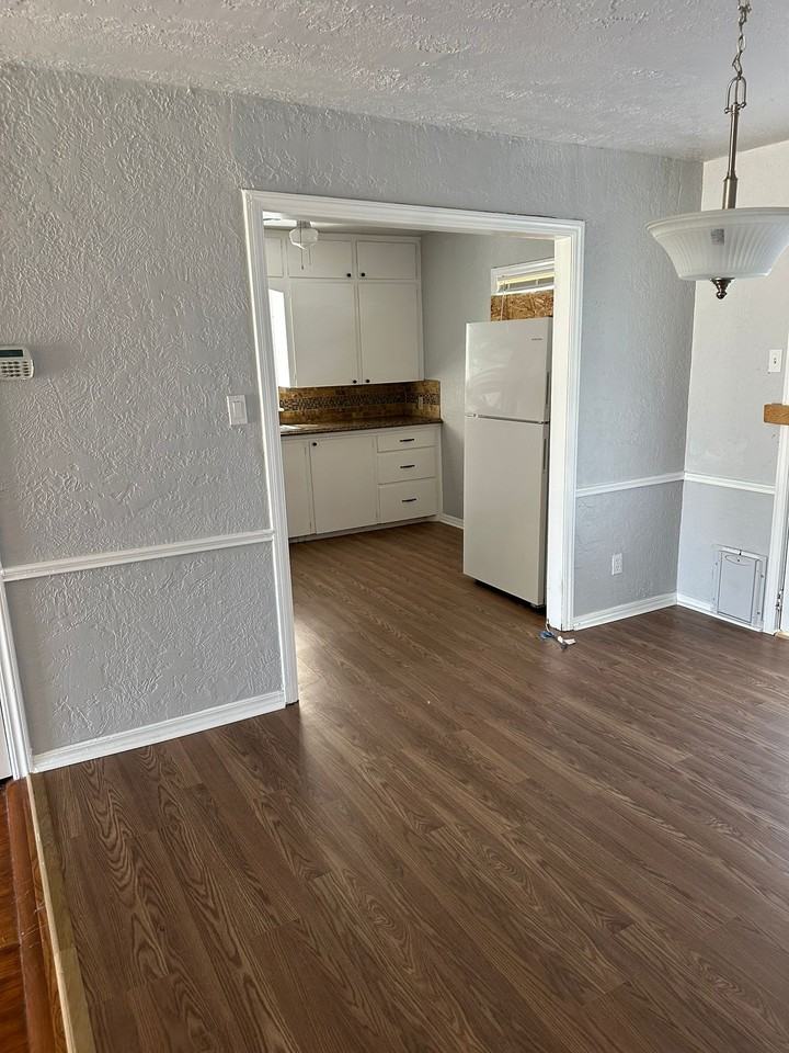 1805 Nw Kingsbury Ave #14 - Photo 2 of 6