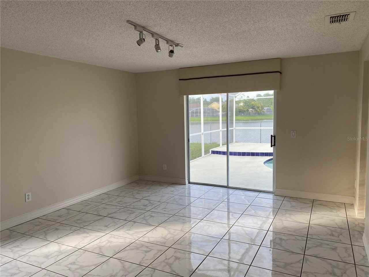 14541 Huntingfield Dr #1 - Photo 6 of 10