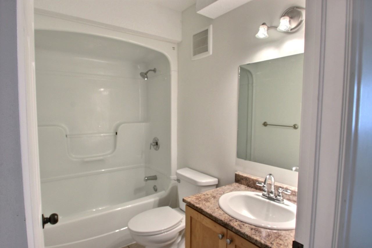 132 Alma St #C - Photo 4 of 7