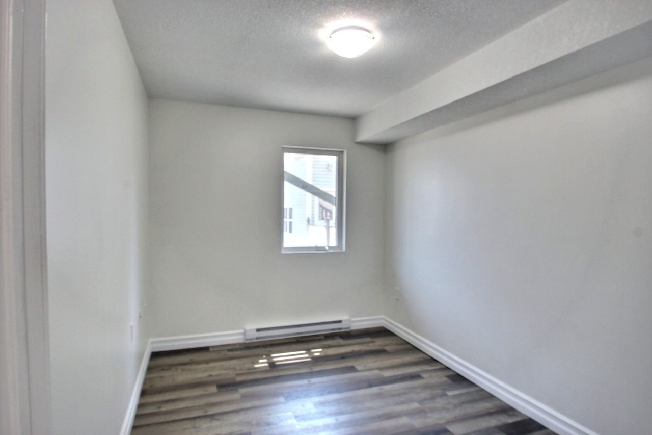 132 Alma St #C - Photo 6 of 7